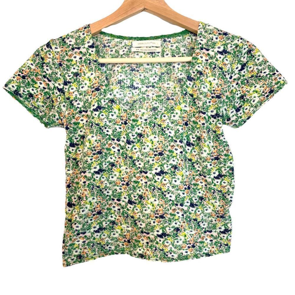 Urban Outfitters Ditsy Floral Stretchy top